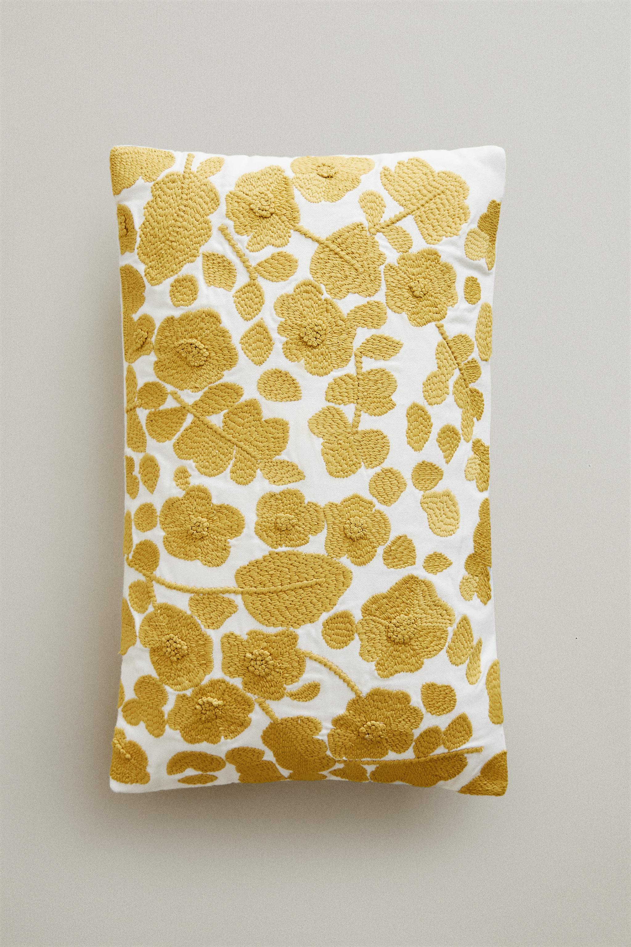 HOUSSE DE COUSSIN FLEUR BRODÉE
